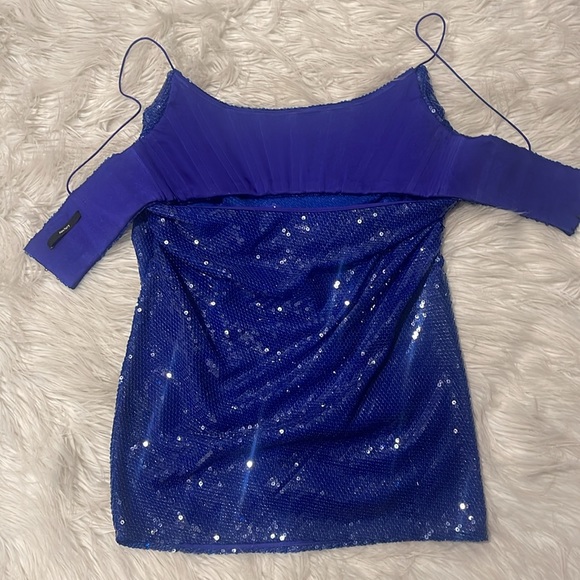 ALEX PERRY
Sequin Open Back Drape Mini Dress - Picture 5 of 5